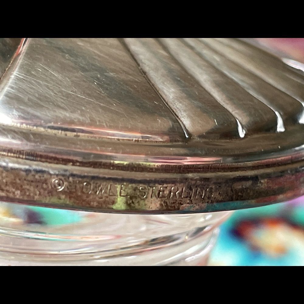 1930’S inspired VINTAGE TOWLE purse mirror with dust bag - Picture 9 of 9